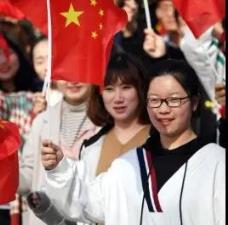 说明: D:\工作\网站上传资料\2018-2019第二学期\0304【媒体沈职】沈阳职业技术学院师生与“大国工匠”同唱《我和我的祖国》\tupian32.jpg