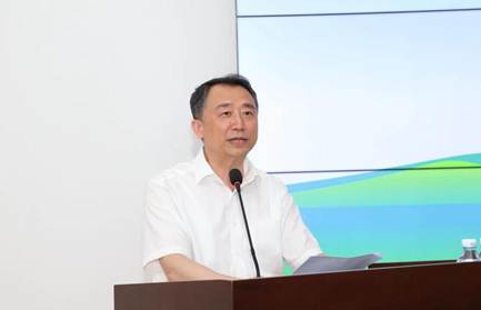 说明: 王久成 说明: 王久成