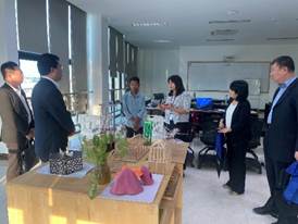 说明: E:\系材料\项目建设1\地坪合作\柬埔寨\出访文件材料\照片\Photo2\19d75d28836bf99f0fa88fd9404f83a.jpg