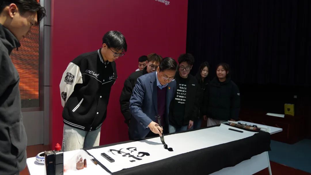 说明: 图片 说明: 图片